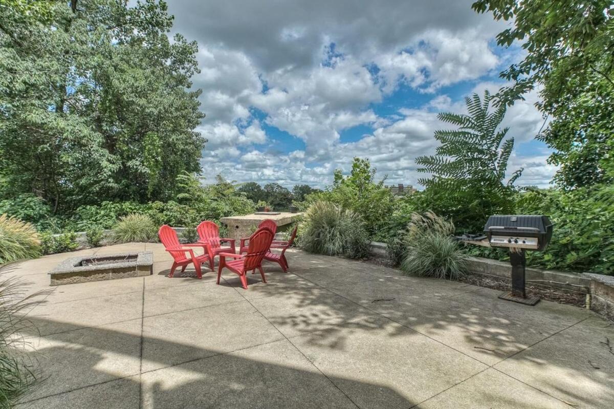 Walk To Broadway Riverfront Condo With Pool Nashville Extérieur photo